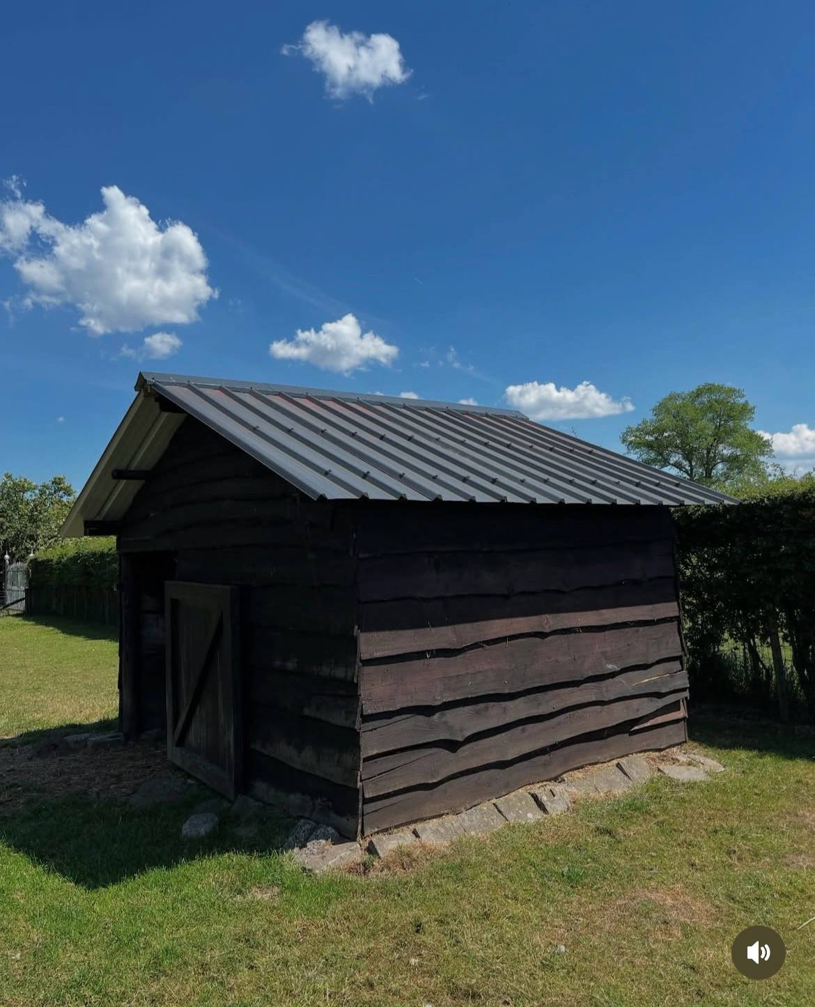 Nieuw dak na asbestverwijdering sandwichpanelen Maldegem