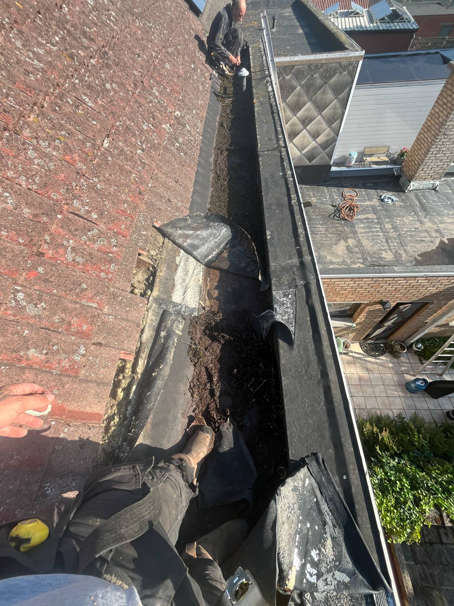 Bakgootrenovatie Gent - voor reiniging