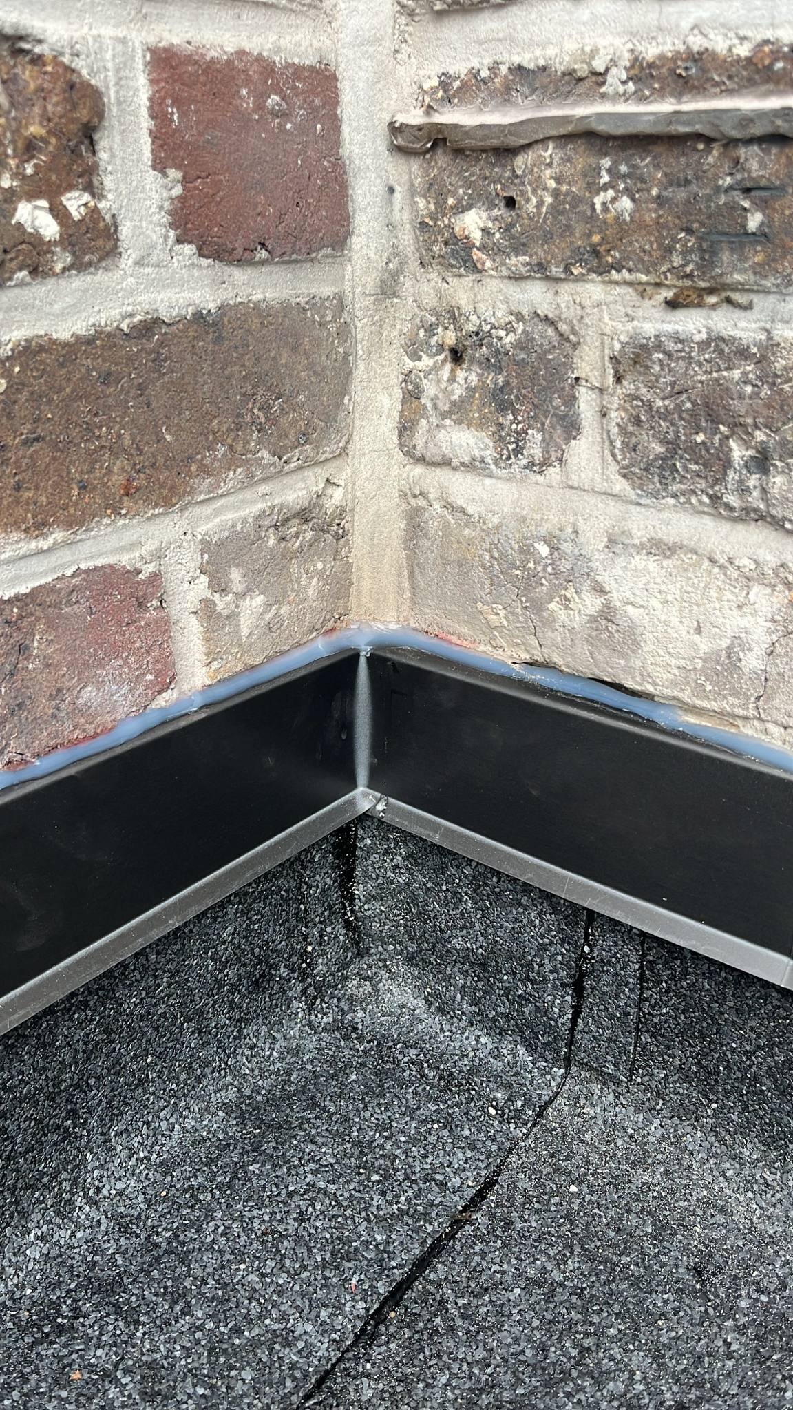 Totaalproject Adegem - detail muurprofiel